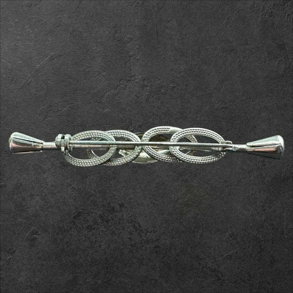 Unmarked Collar Bar Pin Silver Tone Vintage Textured Interlocking